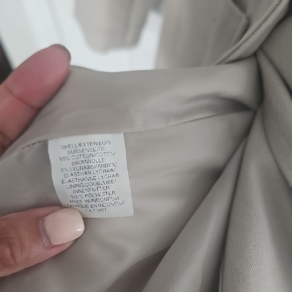 GAP Women's Beige Utility Jacket - Picture 5 of 5